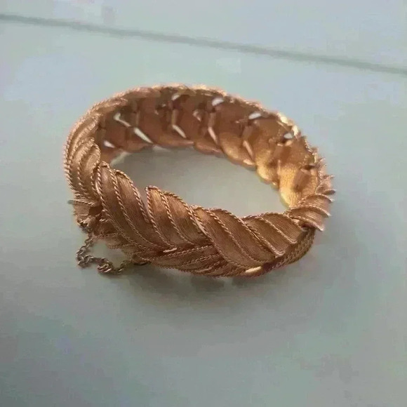 Boucher - Picture 6 of 8